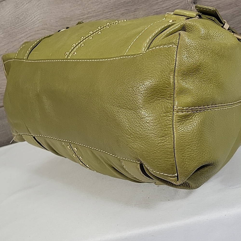 Michael Kors Olive Green Leather Handbag with Gold Hardware - Picture 9 of 15